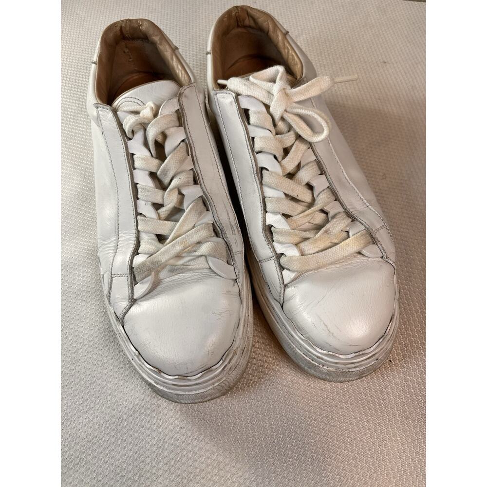 Chloé Scalloped White Lauren Smooth Calfskin Lace Up Sneakers, EU 40, US 7